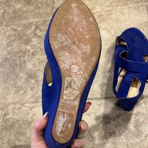DOLCE VITA Blue Suede Wedge Sandals - Picture 5 of 8
